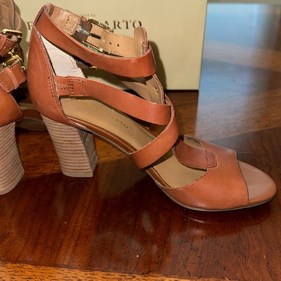 Women’s size 8 Franco Sarto chunk 3in heels-new- never worn - Picture 2 of 5